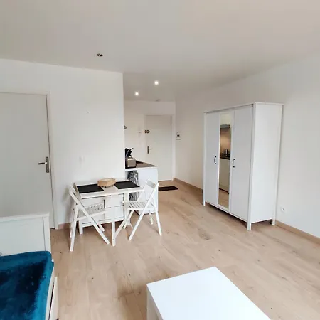 Le Nid Du Pont Neuf Памье